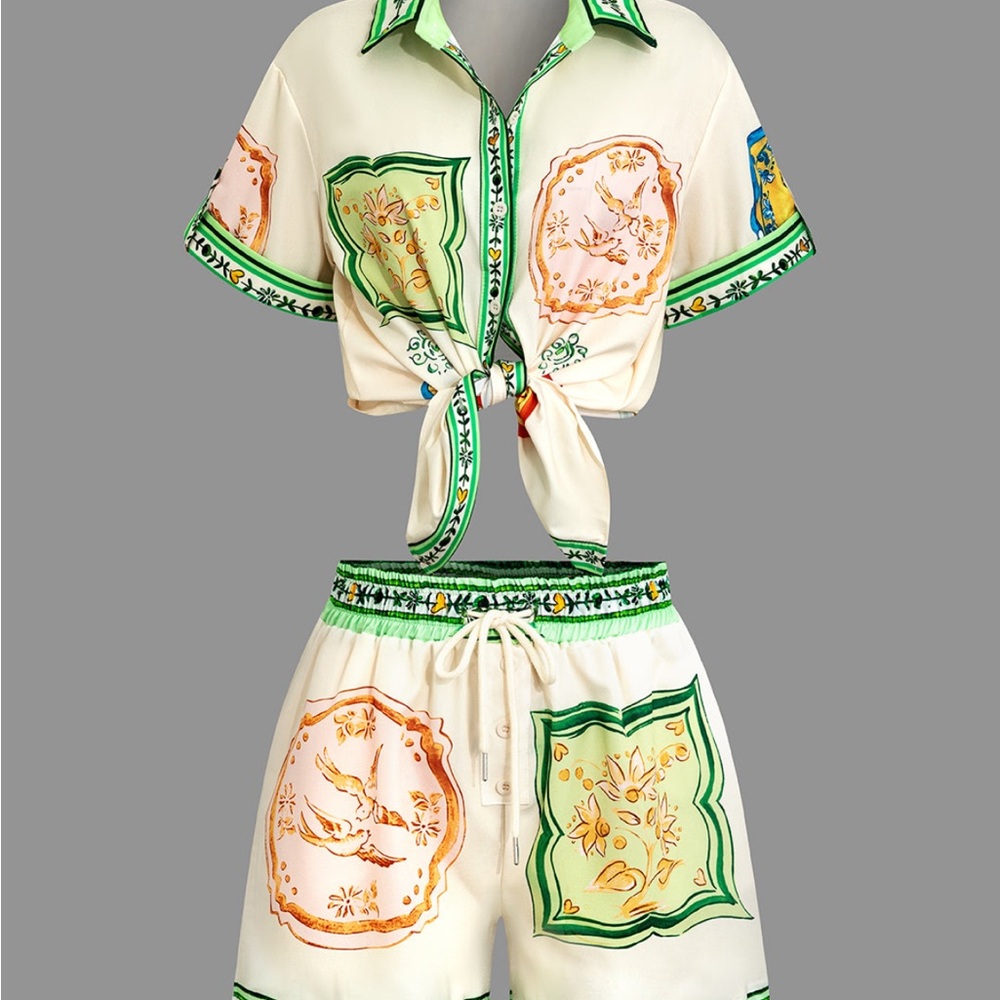 Micas Two-Piece Shorts Set Size M Women's